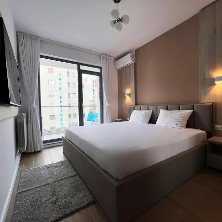 Sea La Vie Apartment *